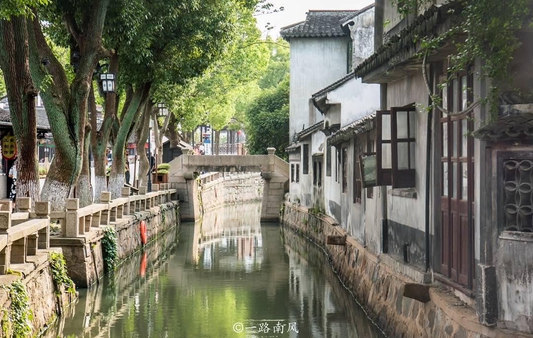 贵州长顺:高考综合改革适应性模拟演练考试举行